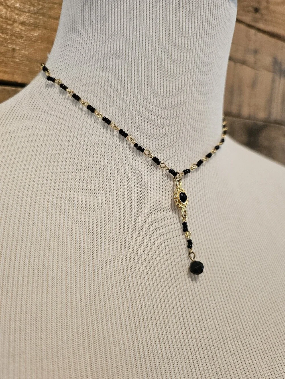 Gold & Black Beaded Y Necklace with Flower Pendant - Picture 2 of 5